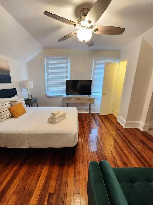 Holiday home 4/2 Historic Bungalow Dt Sanford
