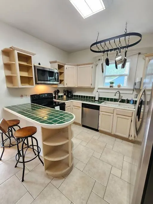 4/2 Historic Bungalow Dt Sanford